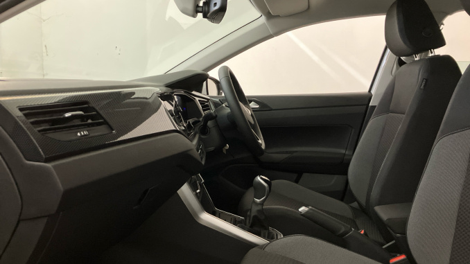 Volkswagen Polo 1.0 TSI Life 5dr Petrol Hatchback - Image 22
